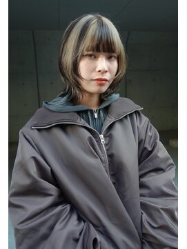 レコ 渋谷(LECO) レイヤーカットポイントブリーチハイライトベージュカラー