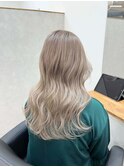 バレイヤージュ　ブリーチ　ベージュ