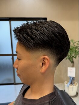 お客様の"なりたい"を再現する、男性の為の完全マンツーマンサロン★毎月通えるお手頃プライスも魅力！