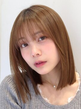 ソワネ 表参道(soigne) 大人女子の艶髪ストレートミディアムレイヤー