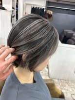 ワールドオーダー 天王寺店(WORLD ORDER)&nbsp;極細ハイライト大人ショートボブ