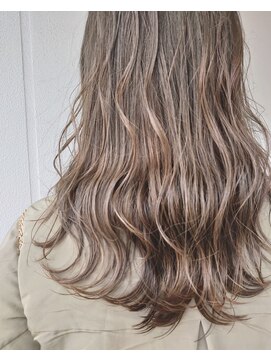 トリート 南行徳本店(TREAT) スモーキーベージュ×波巻き