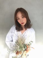 イレン(IREN.)&nbsp;外ハネスタイル