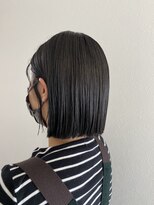 トイロ(TOIRO) ぱつっと切りっぱなしボブ