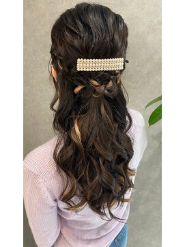 ビアンカ(Bianca) 【Bianca】 ゆるふわ☆編み込みハーフアップ☆ヘアセット