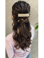 ビアンカ(Bianca) 【Bianca】 ゆるふわ☆編み込みハーフアップ☆ヘアセット