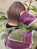 ほんのりラベンダーベージュ