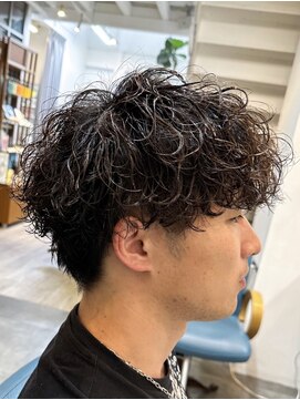 チェスト 姫路店(CHEST) 【今井良輔】波巻きパーマ|アッシュブラック/グレーベーシュ