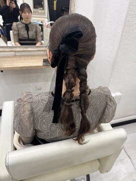 プティクローシェ バイ クオーレ(petite cloche by CUORE) 結婚式ヘアタイトツイン編みおろし