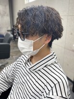 スターズ 柏(STARS)&nbsp;センターパート　束感　ツイストスパイラル　アッシュカラー