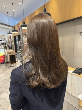 テラス アヴェダ ららぽーとエキスポシティー店(Terrace AVEDA) オリーブベージュ