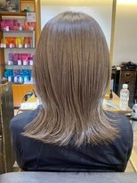 ヘアリゾート粋 新宿三丁目本店 《前地 麻衣》ホワイトアッシュ/グレージュ/透明感/脱白髪染め