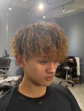 ハイプ(HYPE) 波巻きパーマ/スパイラル/ツイスト/シャドウパーマ/ツイスパ