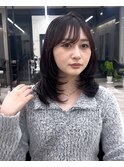 暗髪 ミディアムレイヤー