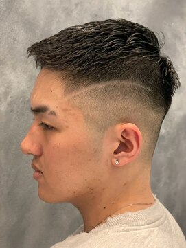 ヒロ銀座 バーバーショップ 札幌本店(HIRO GINZA BARBER SHOP) スキンフェードショート