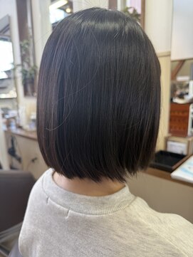 コアフィールフィス(COIFFURE fils) 新規お得クーポンあり【見附　今町】黒髪ストレートヘア