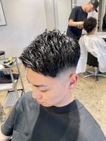 ザデイ カットアンドカルチャーショップ(THE DAY CUT&CULTURE SHOP)&nbsp;スキンフェード×七三スタイル