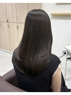 アイズ 横浜(IS) 【nanami指名】チョコレートブラウン/レイヤーカット