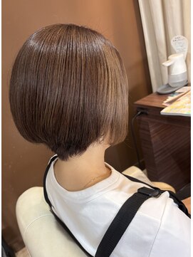 ヘアデザインスペース イチエ(hair design space i chi e) 白髪もカバーできる明るめ艶髪カラー