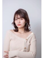 ルフュージュ バイ プロデュース 相模大野店(Refuge by Produce)&nbsp;外ハネミディアム/ココアブラウン/バタフライカット