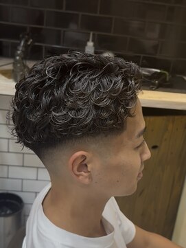 グルーマーズクレッジ 渋谷店(GROOMER/S CREDGE) ラルフカール