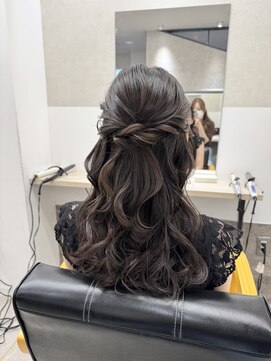 ジゼル 博多(GiseL) 【Asuka】ハーフアップ♪【博多ヘアセット】