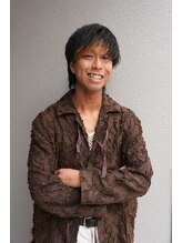 当店のスタイリストは髪質改善+αが得意!髪の毛をキレイしながら気分やテイストに合う美髪ヘアをご提案