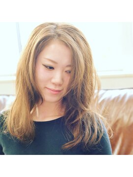 ノーマルヘアー(NORML HAIR) プラチナアッシュセミロング