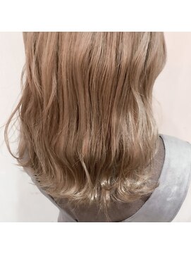 フェリア 梅田(FERIA) 【梅田・茶屋町】ダブルカラー×ベージュ