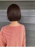 首のラインが綺麗に見えるミニボブ！