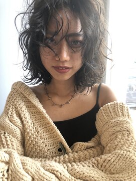 ザ デイ ショウナン(THE DAY shonan) カーリーヘア