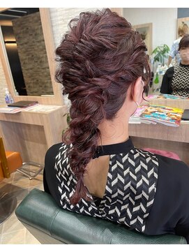 モアヘアーセカンド(MORE-HAIR Second) ピンクカラーの編みおろし