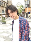 ツイストスパイラルパーマかき上げヘアツイストパーマ