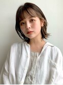 イヤリングカラーの外ハネボブ