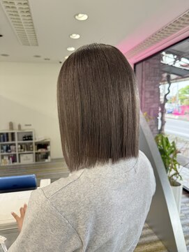 アフューズバイストゥー(Vfuse by StueW) 透明感グレージュ◎［岡山カラー］［倉敷カラー］