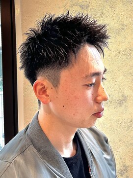 アレアル 広島並木通り店(ALEAR) 刈り上げショート