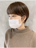 ショートボブくびれヘアグレージュオリーブベージュ_ba323113