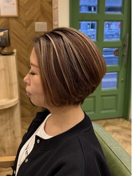 ヘアルームニコ(Hair Room Nico)の写真/大人世代の女性が多数来店するサロン♪同世代のstylistが担当するため、違和感ない自然な色味を叶えます！