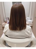 大人かわいい☆軽い質感のミディアムレイヤー♪酸性ストレート