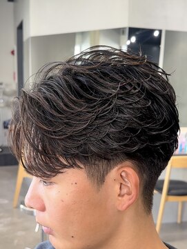 フィフス トウキョウ (fifth TOKYO) 渋谷シャドウパーマメンズマッシュウルフセンターパートショート