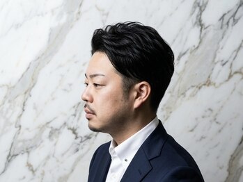 グレネイド(grenade)の写真/「第一印象」をデザインする。清潔感と品格を両立し、ON/OFF自在に決まる大人のスタイル。
