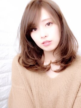 ミッシェル アフロート(michelle afloat) ラウンドCカットでつくるひし形フォルムで悩み解消☆