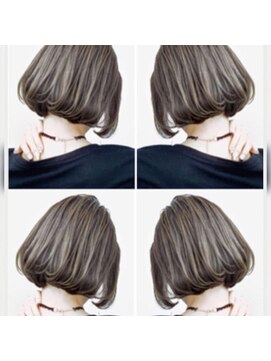トルネード(TORNADO) 外国人風ミニボブ ハイライト 暗髪グレージュ　白髪ぼかし