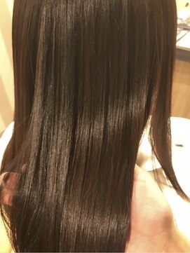 カミケンパセオ(kamiken.paseo) 大人上品！髪質改善さら艶ストレート【カミケンパセオ】