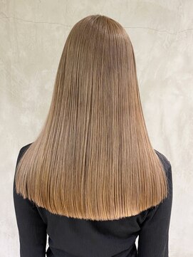 アイティー バイ アルバム 浦和店(IT by ALBUM) ベージュロング_外ハネボブセクションカラー_ba384122