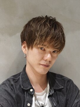 ニカイ(2F) 似合わせカット/イメチェン/束感/ハイライトカラー/メンズ