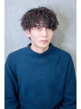 ジェイドゼロウィズアクロス(JADE -zero- with AKROS) シャドウパーマ波巻きスパイラルパーマ