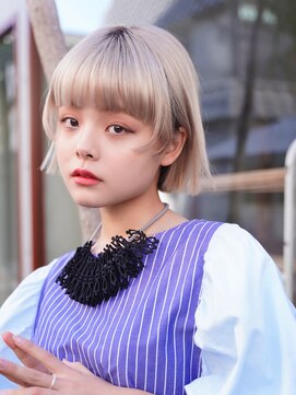 シャロン(SHARON) 【SHARON原宿】ワイドバンク×ハイトーンアッシュベージュボブ
