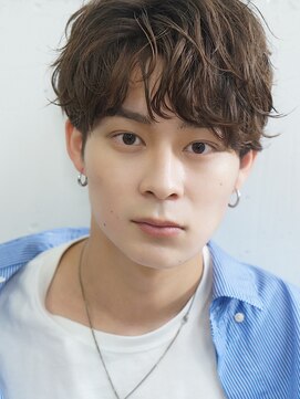 フォーエックス(hair salon XXXX) 波巻きパーマメンズセンターパートスパイラルパーマツーブロック