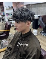 オムファミーユラグ(homme, famille raugh) シャドウパーマ